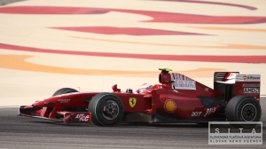 Vo Ferrari skon f aerodynamiky