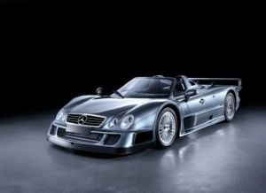 Mercedes CLK GTR ide do draby