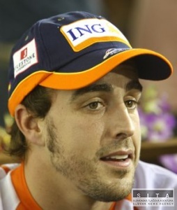 Alonso pripraven na prestup do Ferrari