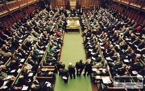 Britsk parlament si po kandle zvolil novho predsedu