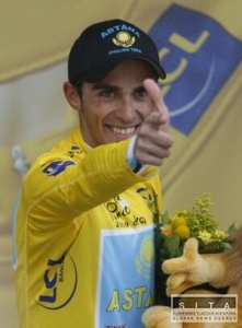 Contador si na Tour de France poistil lt triko