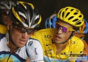 Armstrong a Contador spolone na prezentciu TdF 2010