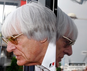 ECCLESTONE: Moje poznmky o Hitlerovi boli zle interpretovan