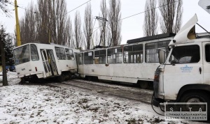 Stav zranench po zrke Avie s elektriku sa zlepuje