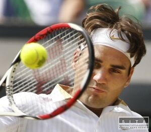 Wimbledon u mu vyhra len Federer, Murray, Roddick a Haas