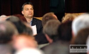 Do maarskho parlamentu by sa dostali len socialisti, Fidesz a Jobbik