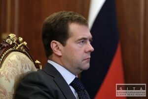 Medvedev nariadil nov zkazy predaja piva