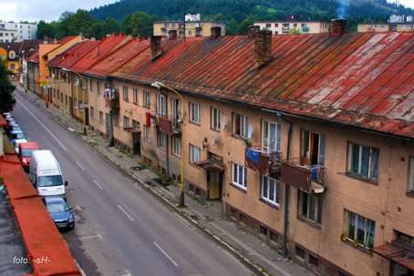 Na Moyzesovej ulici v adci zrazila sanitka chodca