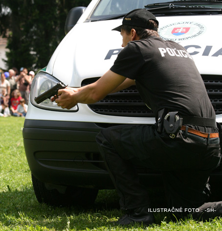 Autkri sa chceli povozi na cudzom aute, skonili v rukch polcie