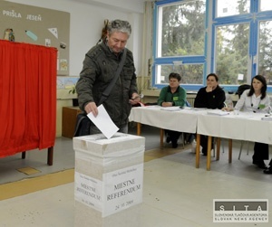 V ariskch Michaanoch sa zaalo referendum