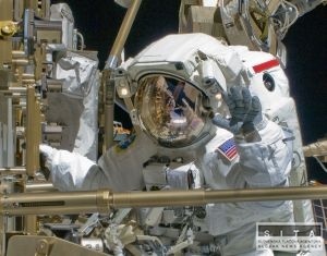 Astronauti z ISS maj za sebou tret vstup do vesmru