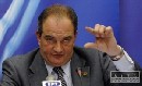 Grcky premir Karamanlis nemieni odstpi