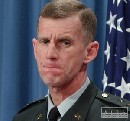 McChrystal oficilne iada Obamu o alch vojakov