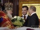 Medvedev a Putin sa spolu pomodlili