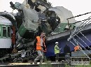 V Rumunsku sa vlak zrazil s autobusom, zomrelo 12 ud