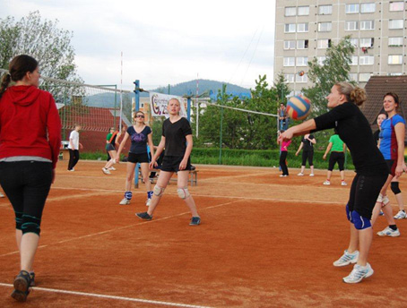 Generan volejbalov turnaj ien m za sebou iesty ronk